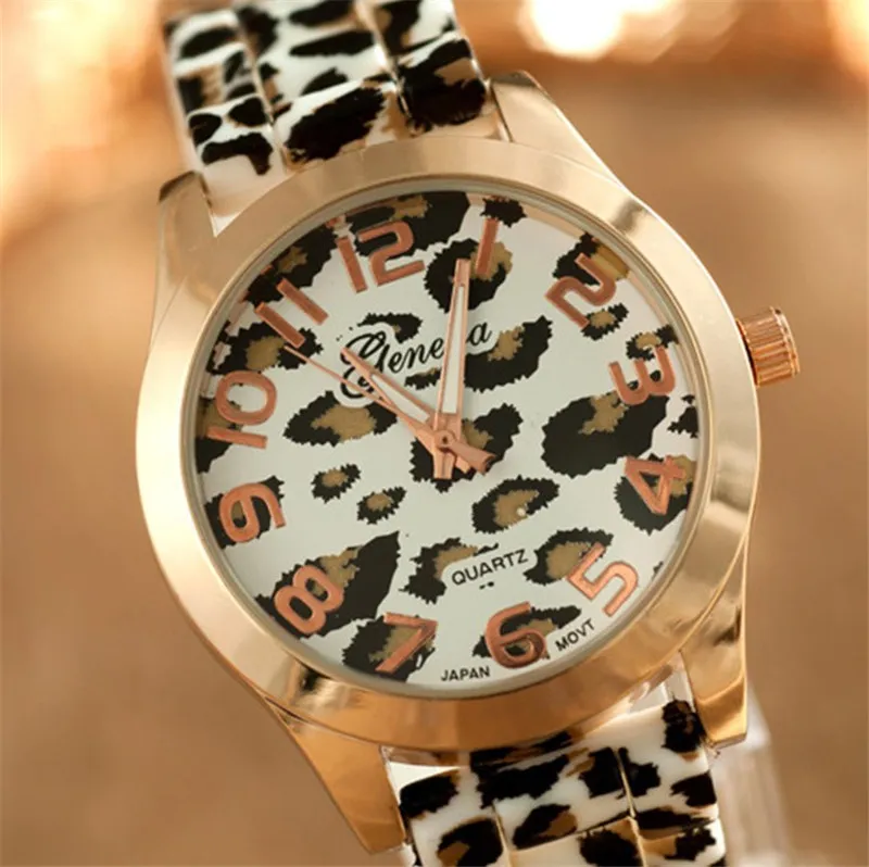Fashion Geneva Femmes Dress Watches Leopard Print Silicone Watch Gold Watches Ladies Jelly Casual Watch Quartz Wristwatch Gift6435081