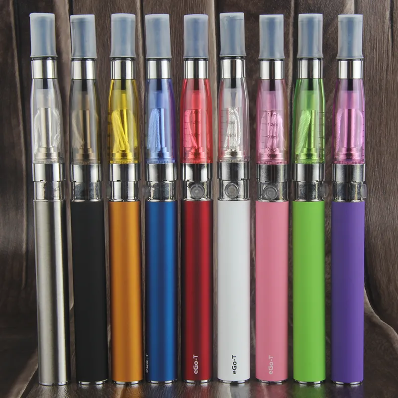 MOQ Kit cigarette électronique e cig 650mah 900mah 1100mah Ce4 Réservoir EGO-T batterie blister Clearomizer Vape E-cigarette