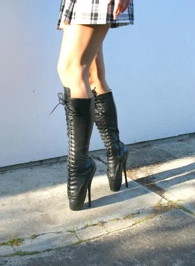 The Hocus Pocus Boots in Black – LURE Boutique