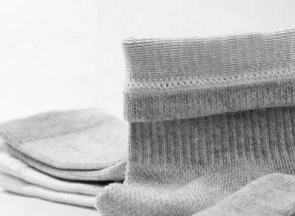 Chaussettes d'athlétisme Hot Hommes Sport Basketball Long Coton Chaussettes Mâle Printemps Été Activé Cool Soild maille chaussettes pour toutes tailles Livraison gratuite