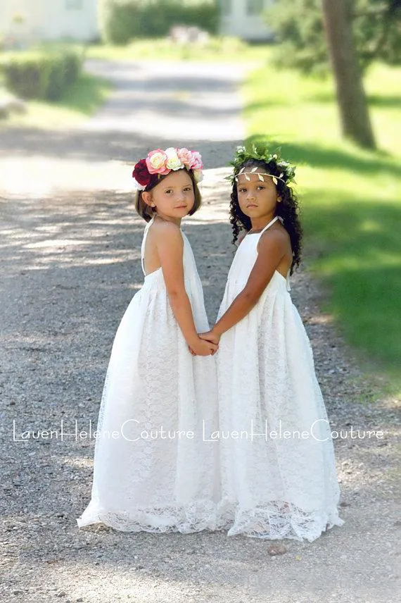 Strand Boho Flower Girls Klänningar för bröllop 2017 Billiga Halter Full Lace Backless Golvlängd First Communion Dresses Custom Made EN4064