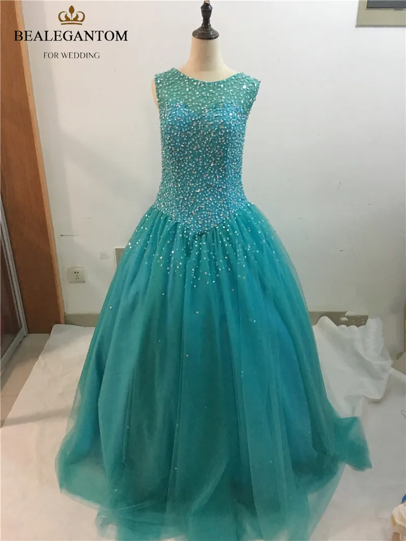 2017 Fashion Scoop Crystal Ball Gown Quinceanera Dresses with Sequined Beading Tulle Plus Size Sweet 16 Dresses Vestido Debutante Gowns BQ20