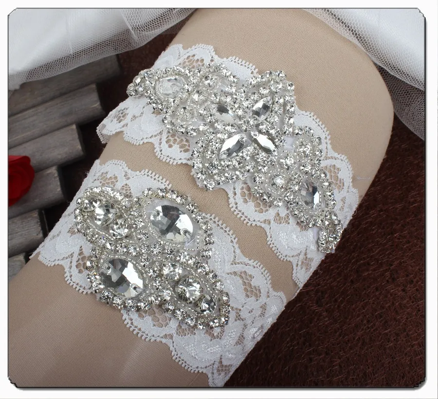 Luxury Crystal Beads Bow 2pcs Set White Lace Bridal Garters For Bride's Wedding Garters Sexy Wholesale Leg Garters In Stock