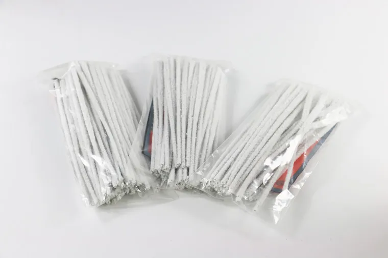 Smoking hot selling easy to use glass pipe accessory cleaners /bag clean cleaning cotton