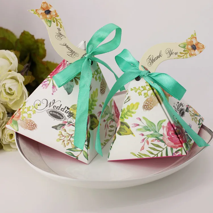 Triangular Candy Box DHgate.com:Sweet 100pcs Triangle Candy Boxes with Ribbons - Wedding ...