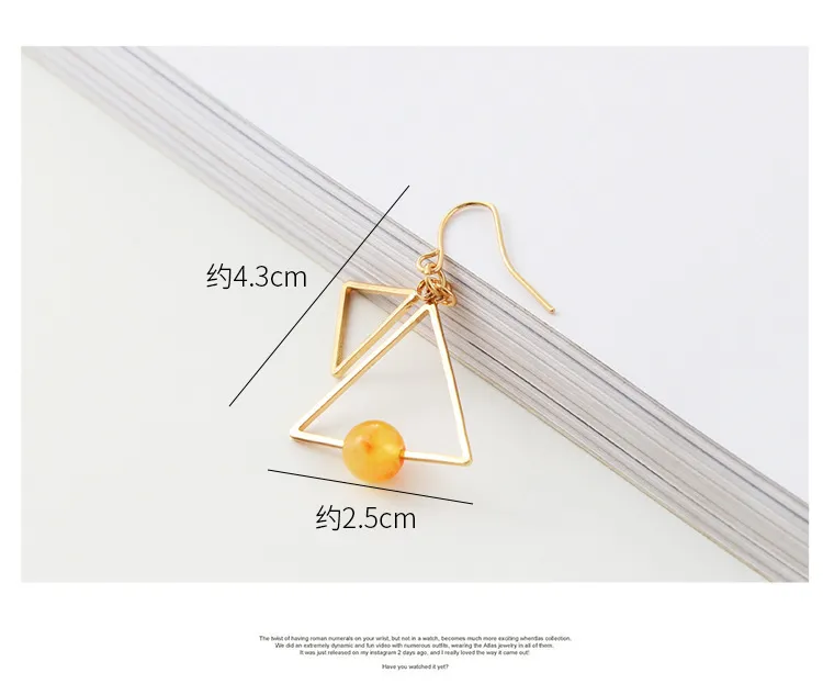 DANGLE MINIMALISTE DANNGLE LANDELIER RETRO TEMPERAMENT GOLD DOUBLE TRIANGULAIRE PERL TRIANGULAIRE MULTI-COUCHE DE CONCEPTION ARRIÈRE BAGUE DE TASSEL EAR EAR