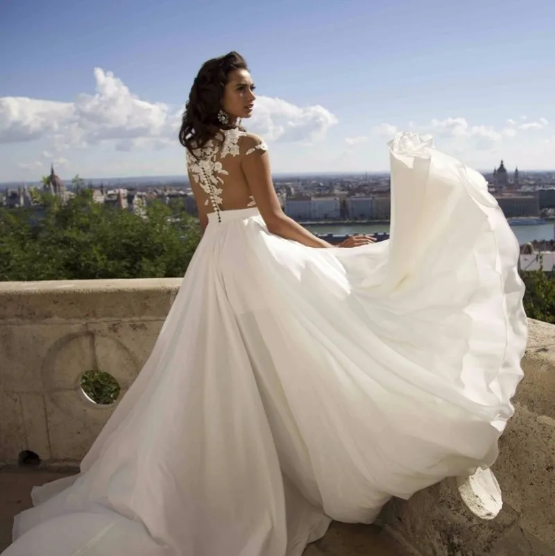 Abito da sposa in chiffon avorio con collo gioiello e maniche con cappuccio Iullsion Bottoni ricoperti sul retro Elegante abito lungo con strascico Chamring MERAVIGLIOSA vendita calda