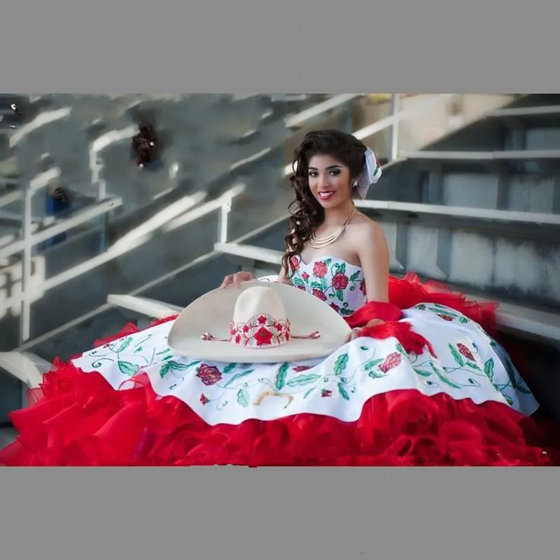 2017 Sexy Red White Satin Ball Gowns Embroidery Quinceanera Dresses With Beads Sweet 16 Dresses 15 Year Prom Gowns QS10033998514