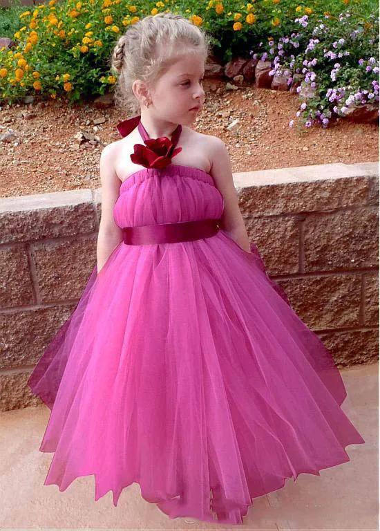 Simple Halter Robes De Fille De Fleur Fushia Tulle Longues Robes De Fille De Fleur Avec Ceinture De Ruban De Mariage Robe De Fête De Bébé Pas Cher Enfants Vêtements De Cérémonie