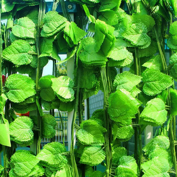 2,4 millones de vid artificiales Vid Follaje falso Decoraciones de jardín Lámina Hoja Hogar Garland Decoración 30 hojas 94 pulgadas de longitud