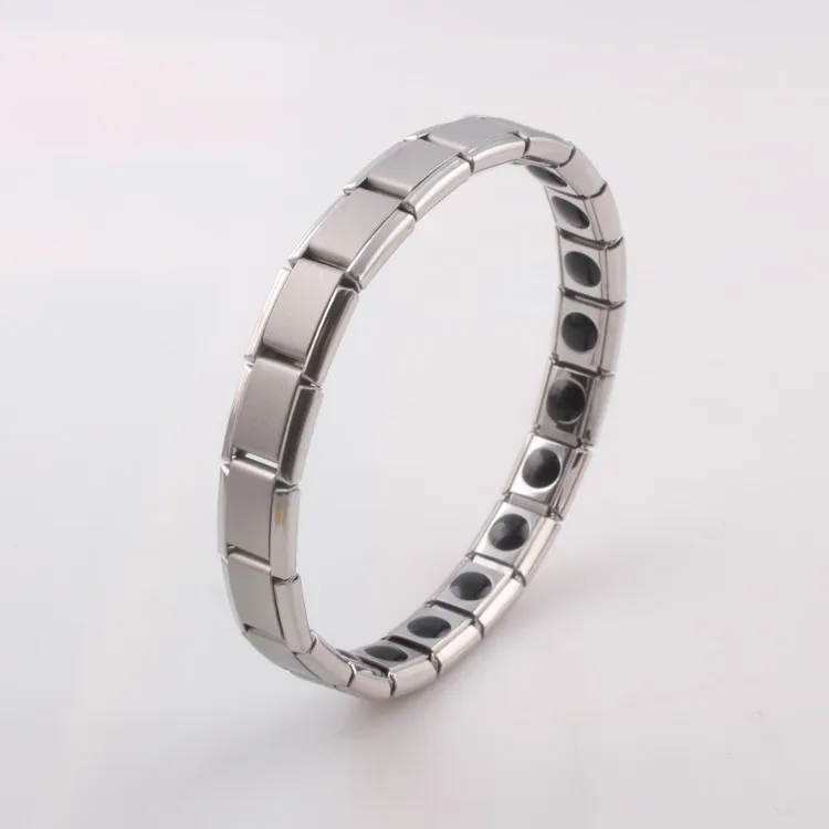 Silber Edelstahl Armband Fashion Menwomen Schmuck Armbänder Armreifen für Geburtstagsgeschenk Titanium Stahlgesundheitsgesundheit Magnetisch G7183785