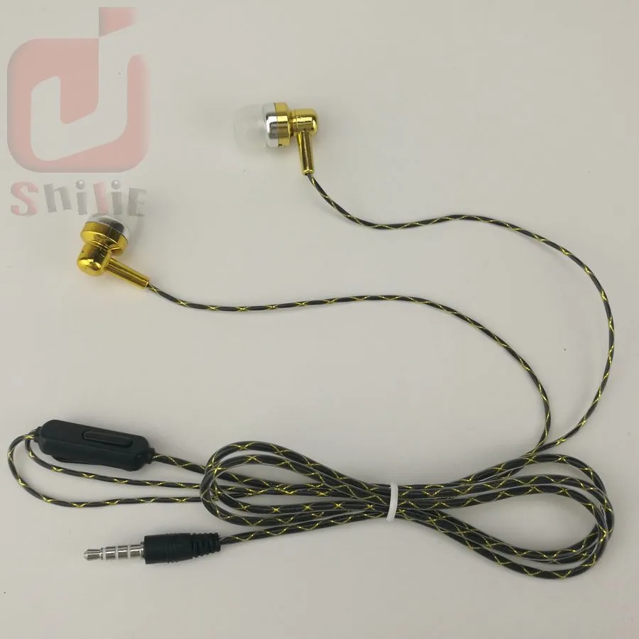 Cheap Earphone Headset Stereo Music Earphones Headsets with microphone for iPhone articles displayed on sidewalk floor 1000ps/lot