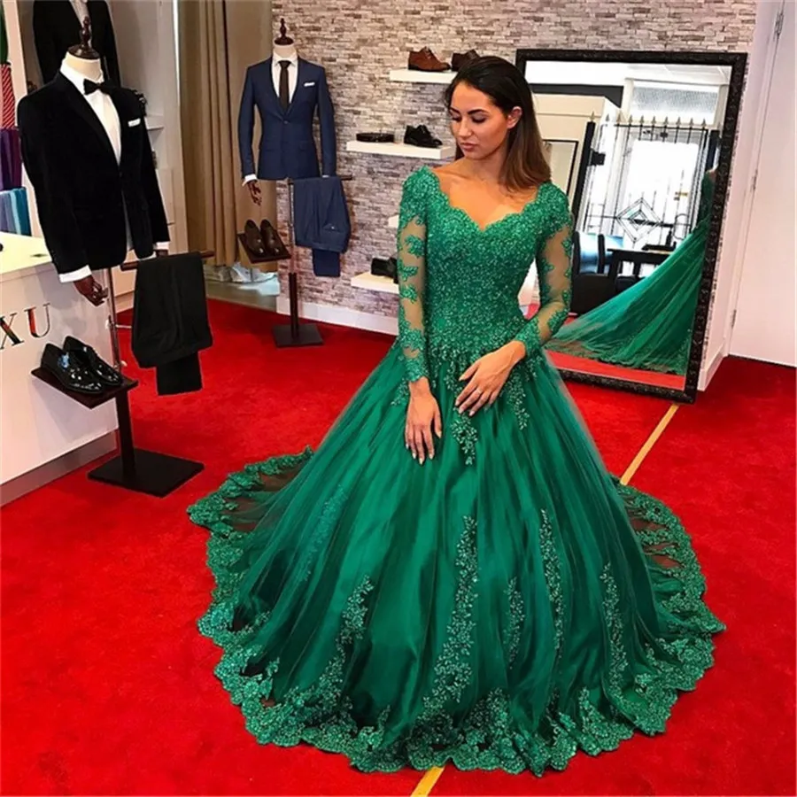 Formal Abendkleider Emerald Green Dresses Evening Wear 2019 Long Sleeve Lace Applique Beads Plus Size Prom Gowns Elie Saab robes de soirée