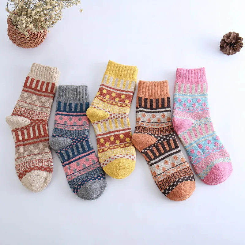 Wool Socks Women Winter Thermal Warm Socks Female Crew Fashion Colorful Thick Socks Ladies Casual National style Sock 