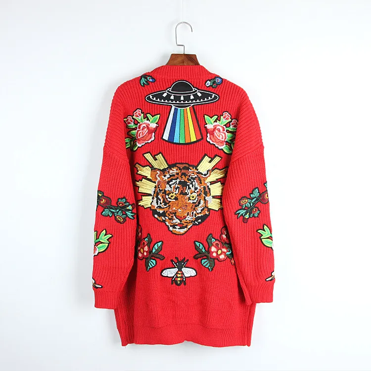 2017 Autumn Red/Black Rabbit Tiger Flowers Embroidery Wome`s Cardigan V Neck Button Brand Same Style Women`s Sweaters DH066