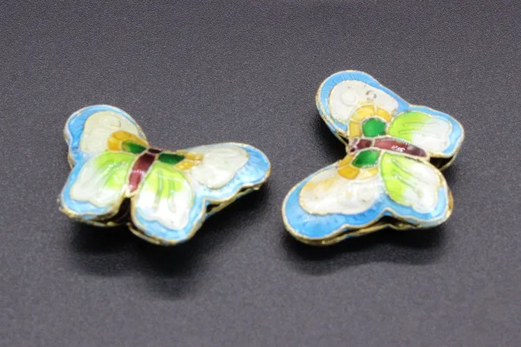 Butterfly Cloisonne Pärlor Multi Färger Filigree Silver Blue Spacer Loose Pärlor för DIY Smycken Armband Crafts Charms Cloisonne Pärlor