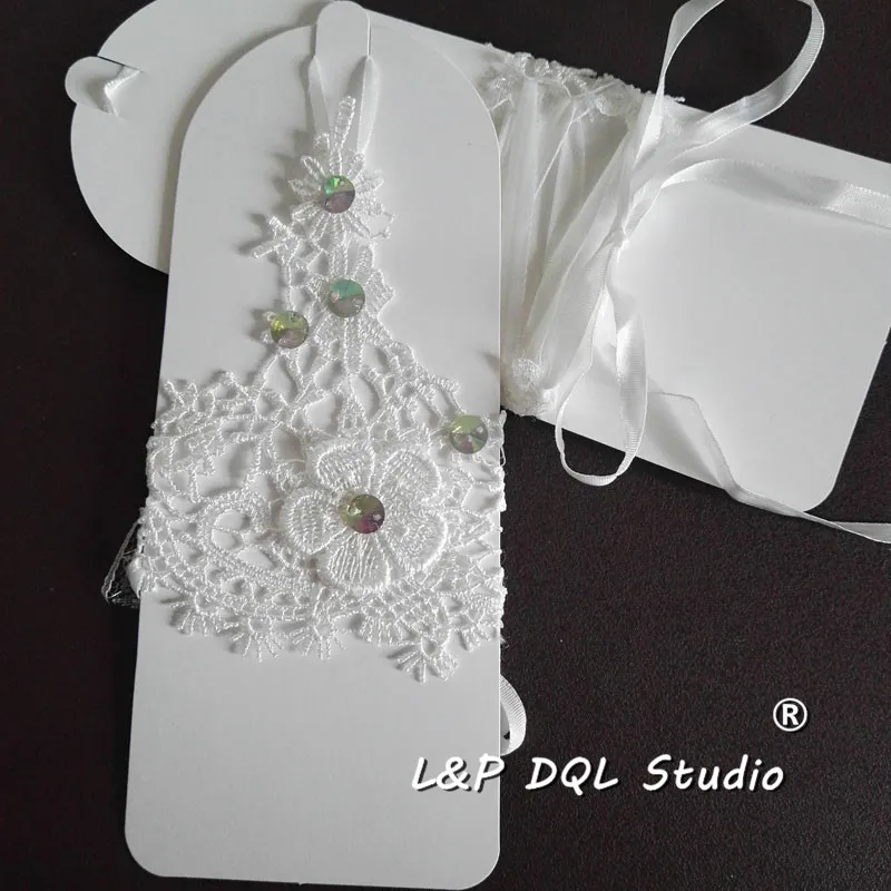 DIY Bridal Gloves: Personalize Your Big Day Accessory