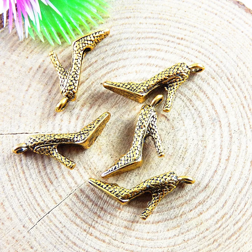 Wholesale-20pcs/pack Gold High-heel Shoes Charms Vintage Women Necklace Pendant 23*14*4mm Jewelry Bracelet Accessories Fine Handmade 51173