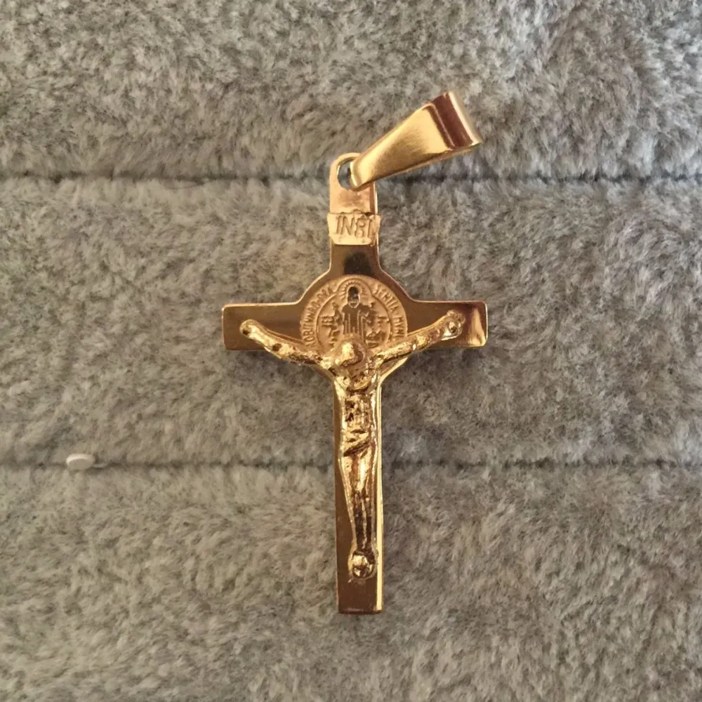 Collier pendentif croix homme femme avec chaîne plaqué or Antique croix crucifix jésus collier pendentif 55cm longue chaîne