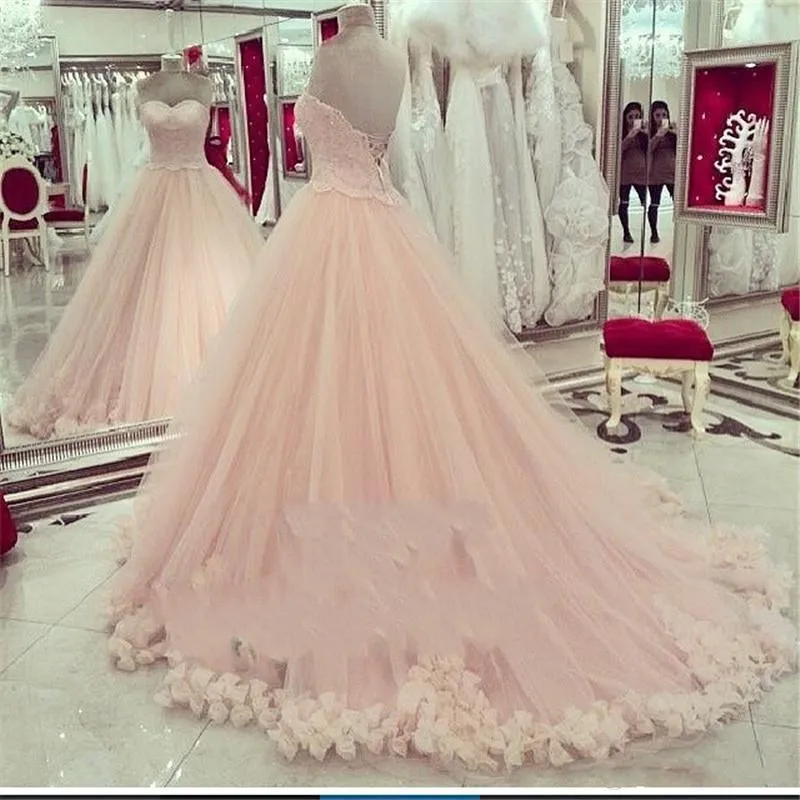 2019 Pink Quinceanera Dresses Sweetheart Applique Lace Sweet 17 Dresses Plus Size Prom Dresses Hot Sale Masquerade Ball Gown Evening Cheap