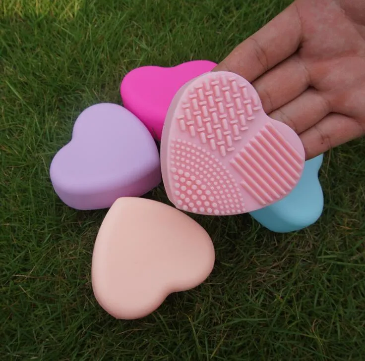 Escova de maquiagem de Limpeza Do Ovo Forma de Coração Maquiagem Lavar Escova de Silicone Luva de Borracha Scrubber Fundação Cosmética Em Pó Ferramentas Limpas