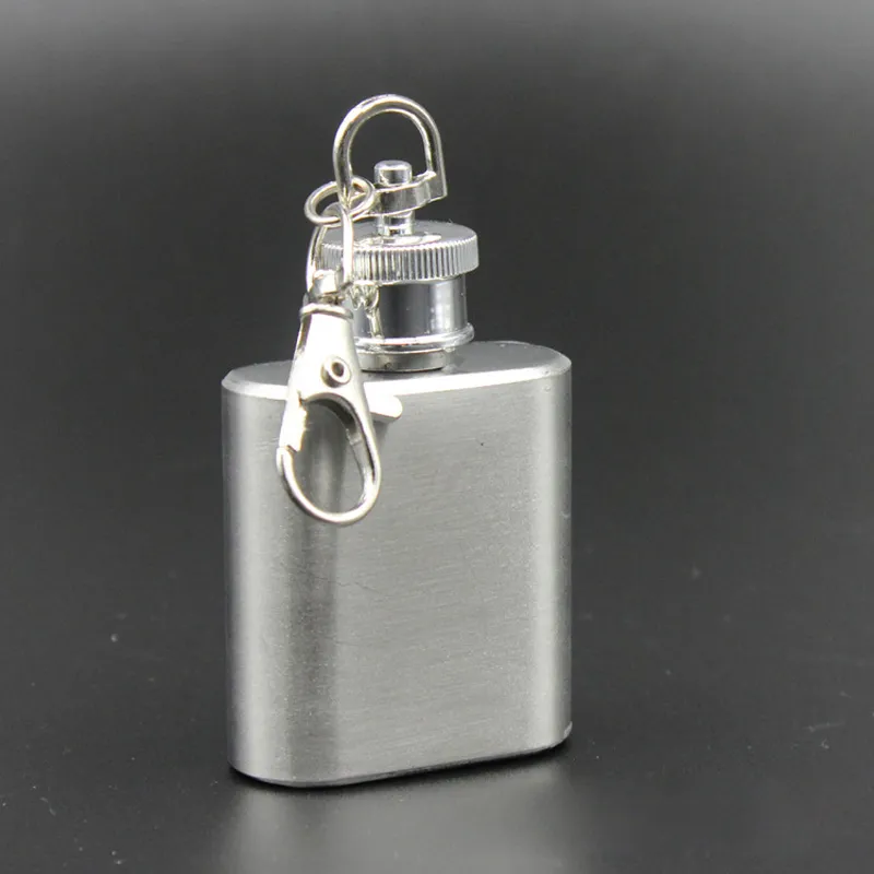 1oz Stainless Steel Mini Hip Flask Keychain Design Portable Wine Bottle