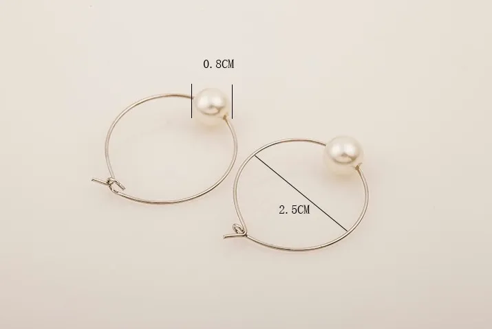 2018新しい真珠のイヤーフープ美しいイヤリングジュエリーの耳のリング