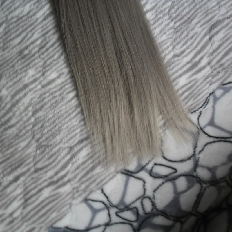 Gümüş Gri Saç Uzantıları Bant Saç Uzantıları Düz ​​100g 40 adet Gri Bakire Saç Cilt Atkı Bandı