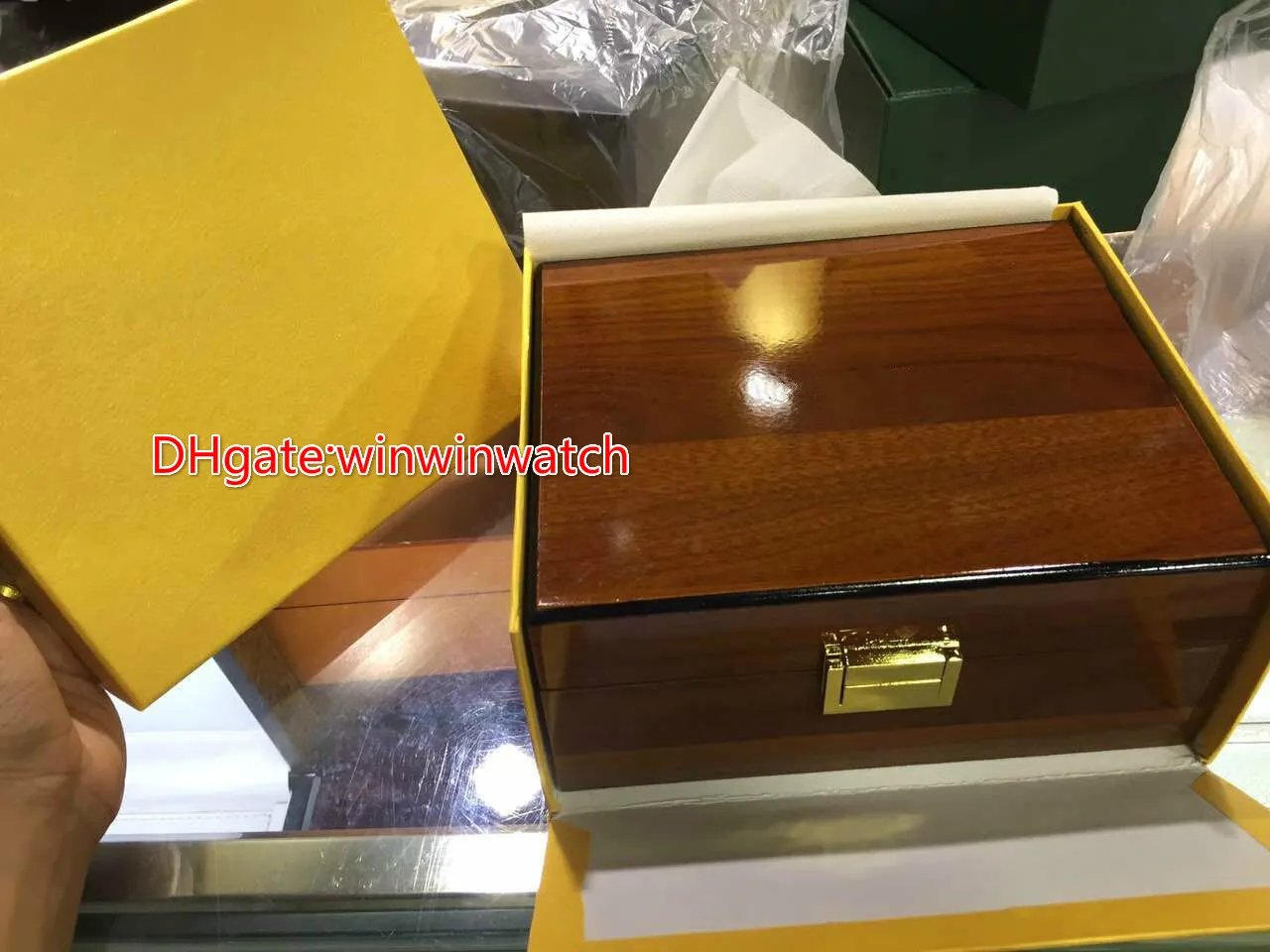 erstklassige Großhandel Geschenk Luxus Holz Uhrenboxen mit PU-Kissen Uhrenverpackung