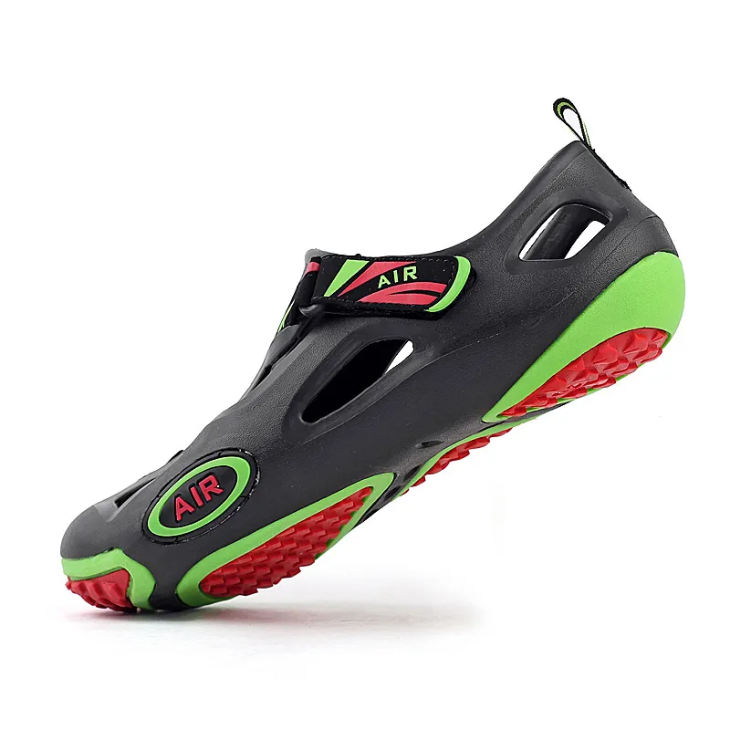 2017 Summer Aqua Shoes Ultra-light Quick-drying Beach Water River Walking Summer Men Breathable Flotillas Outdoor Shoes