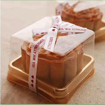 100 STÜCKE = 6.8 * 6,8 * 4 cm Mini Größe Klar Kunststoff Kuchenboxen Muffin Container Lebensmittel Geschenk Verpackung Hochzeitszubehör