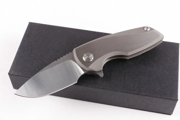 2017 Nowy D2 Steel EDC Kieszonkowy Składany Flipper Nóż Satin Drop Point Blade TC4 Titanium Uchwyt Nóż Prezent Noże Xmas Prezent