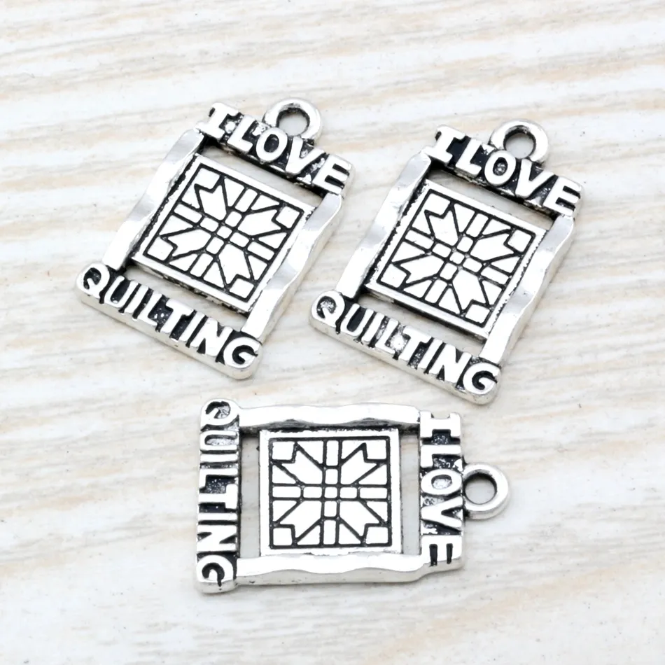 Ancient Silver Alloy "I LOVE QUILTING" Charm Pendants For Jewelry Making Bracelet Necklace DIY Accessories 14 x 21mm A-103