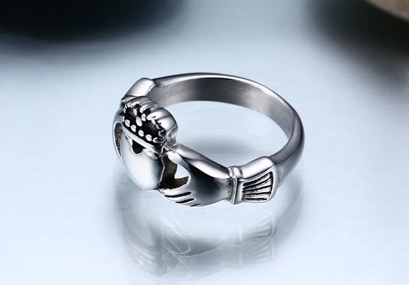 私の手を持つ女性のためのファッションの結婚指輪ビンテージクラッドダーの結婚指輪私はあなたに私の心をあげる