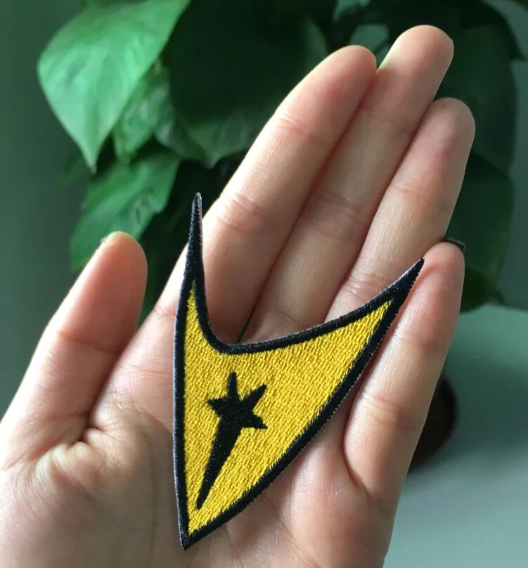 MOVIE STAR TREK AMERICAN SCIENCE FICTION EMBROIDERY IRON ON PATCH BADGE SEW ON LEATHER OR JACKET HAT BAG254v