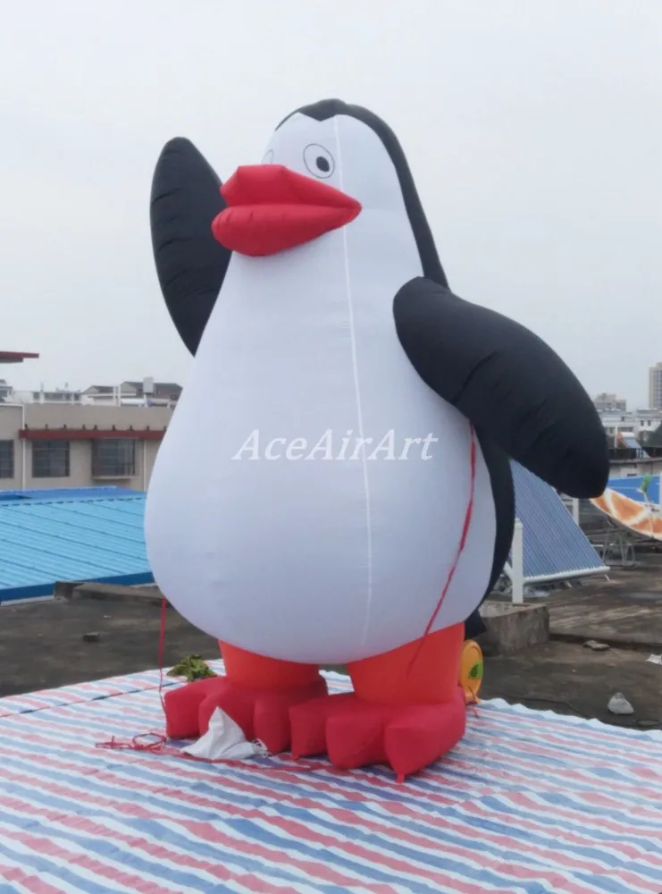 3m H veya Özel Boyut Balon Noel Dekorasyonu Şişme Penguen Penguen Madagaskar Modeli Reklam için