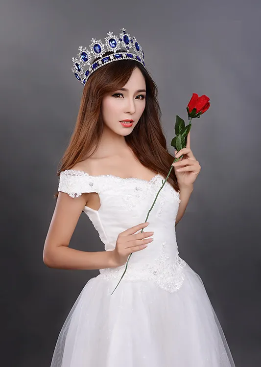 Красивые блестящие диадемы и короны Золотой Quinceanera King Pageant Принцесса Невеста Королева Девушки Партия Свадебные аксессуары для волос7139642