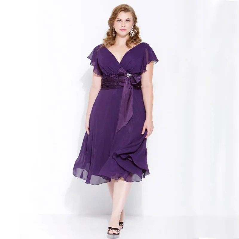 Mãe de chiffon roxo da noiva plus size vestidos uma linha v com comprimento do chá vestido de festa de casamento com mangas ruffled