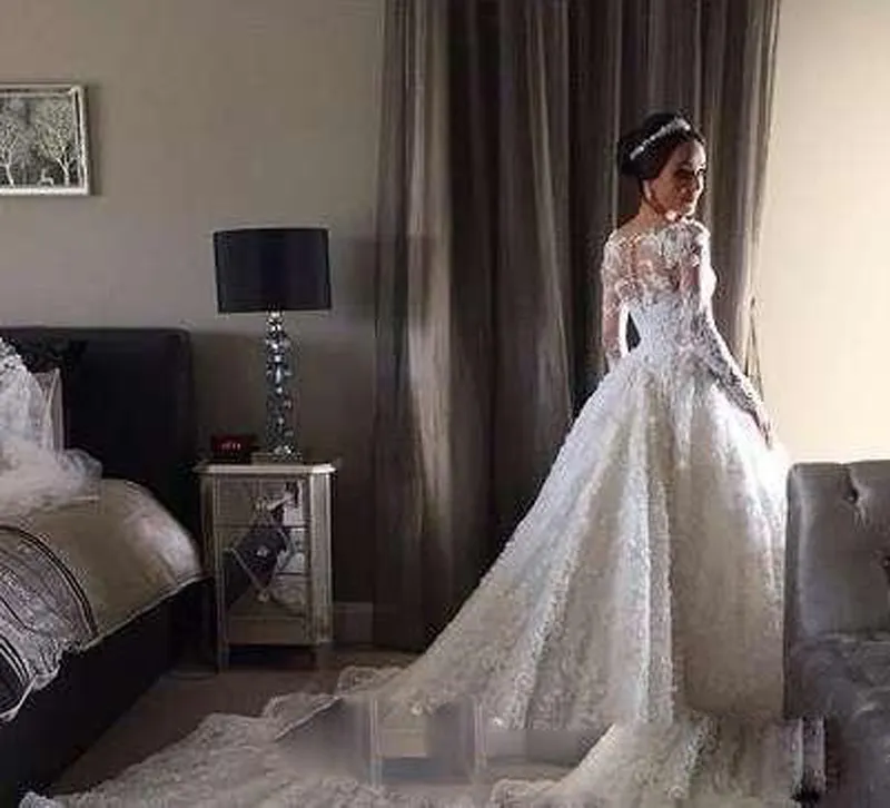 Inexpensive lace wedding dress 2025
