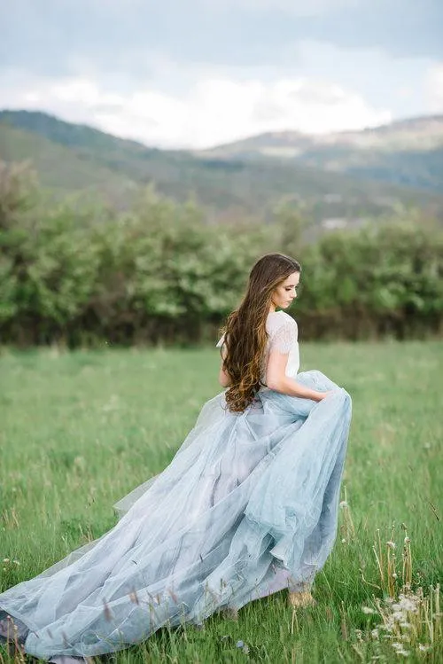 Robes de mariée de pays vintage 2019 Dusty Blue Lace Tulle Boho 2019 Modeste Deux Pièces Cap Manches Pays Élégant Robes De Mariée Pas Cher