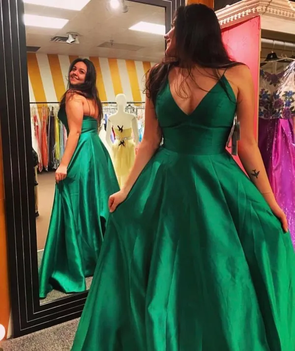 emarald green prom dress