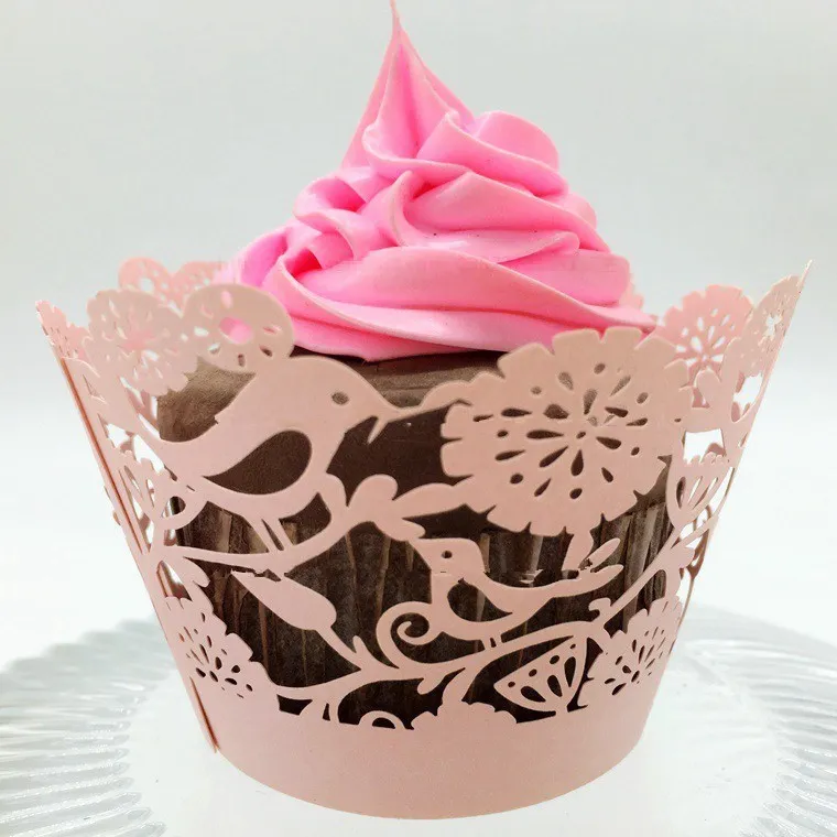 bomboniere torta nuziale filigrana Taglio laser Pizzo Cup Cake Wrapper Involucri cupcake la decorazione della festa di compleanno di nozze 12pz lotto