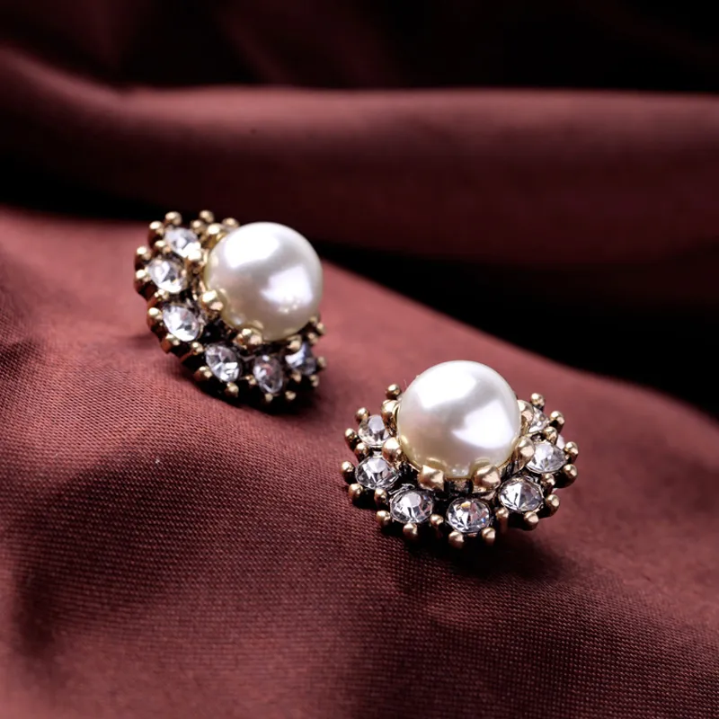 Lasteset Fashion Graceful Accessories Wholesale Jewelry Vintage Alloy Sweet Rhinestone Pearl Stud Earrings Jewellery for Women