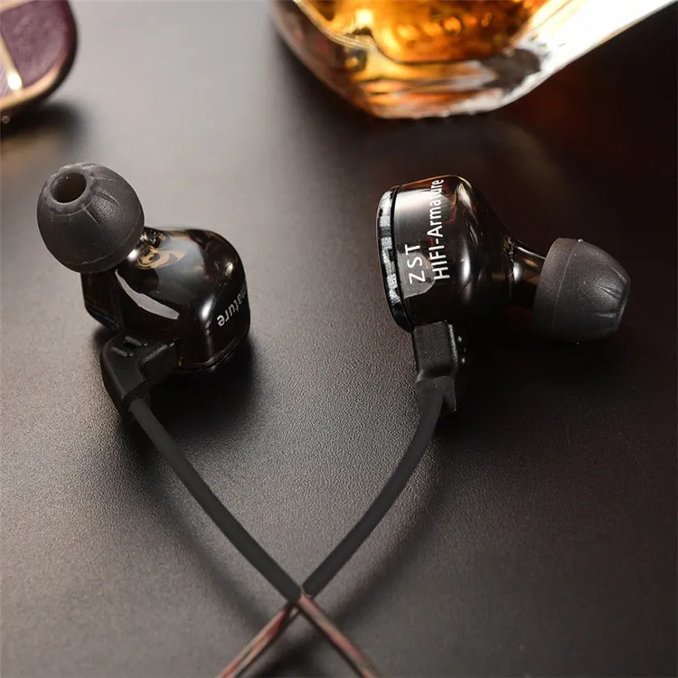 KZ ZST Armature Dual Driver Auricolare Cavo staccabile In Ear Audio Concert Monitor Isolamento acustico HiFi Musica Sport Auricolari Prezzo di fabbrica