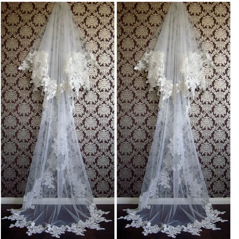 2.5 Meters Long Vintage Style Bridal Veil Long Lace Appliques Two Layers with Comb Wedding Veil Bridal Accessories