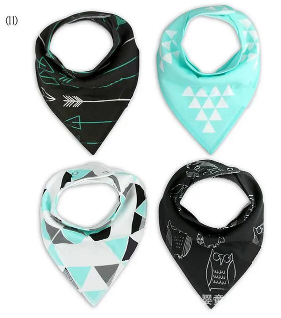 Touchcare Pasgeboren Dual Gebruik Tepel Kant Peuter Bib Triangle Baby Bibs Zuigeling Waterdichte Halsdoek Bandana