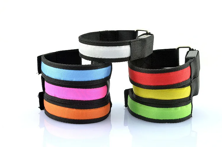 Cloth armband LED flash light arms with cycling skating for leisure Wrist strap factory direct sale