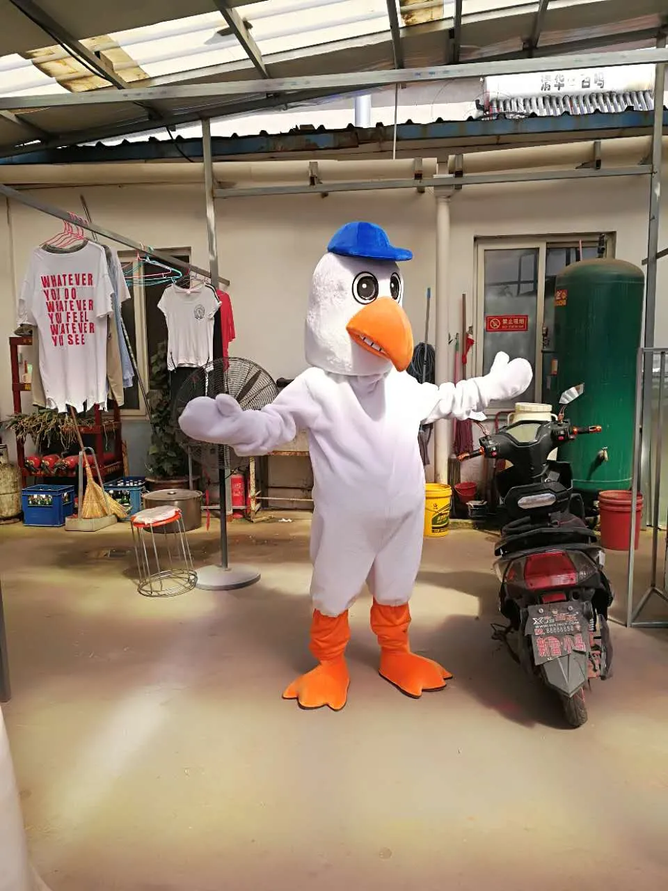 Säljare Cartoon Skräddarsy Eagle Bird Mascot Kostym Fancy Carnival Costume Gratis frakt