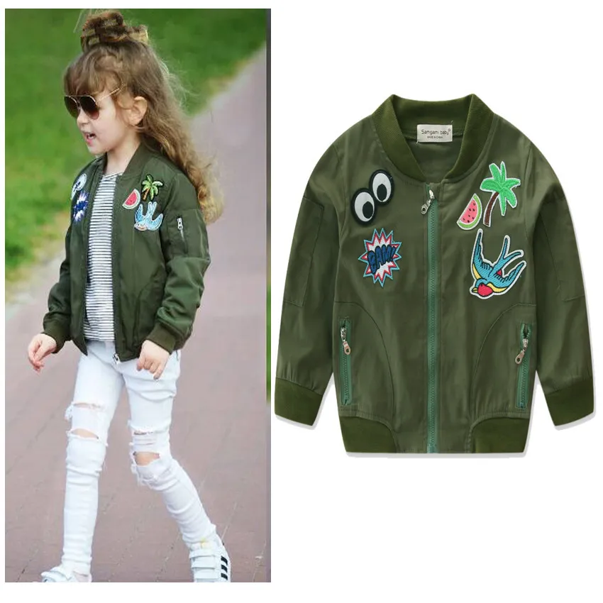 Höst Baby Coats Army Green Jacket Cartoon Printed Jacket för tjejer 2-7T Barnkläder Ytterkläder Windbreakers för Girls Overcoat