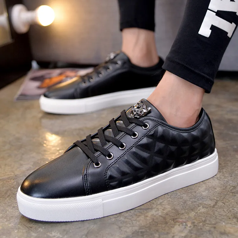Acquistare Scarpe Uomo Casual Scarpe Sneakers Designer Camicie In Pelle Camomilla  Scarpe Uomo Uomo Comode Basket Superstar Trainers Zapatillas Hombre  Economico | Consegna Veloce E Qualità | It.Dhgate